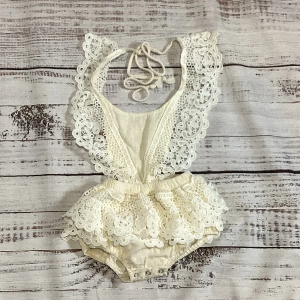 2174. Baby Girl / Infant Crocheted Lace Jumper 6 Months | Halter Style | EUC